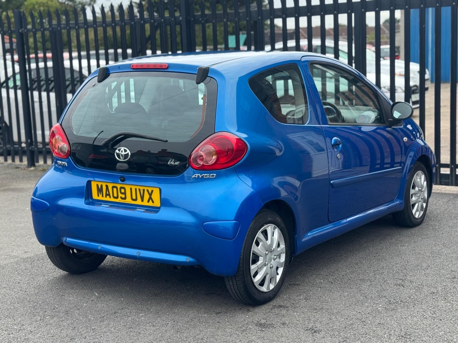 Used Toyota AYGO for sale - 76550216: Photo 6