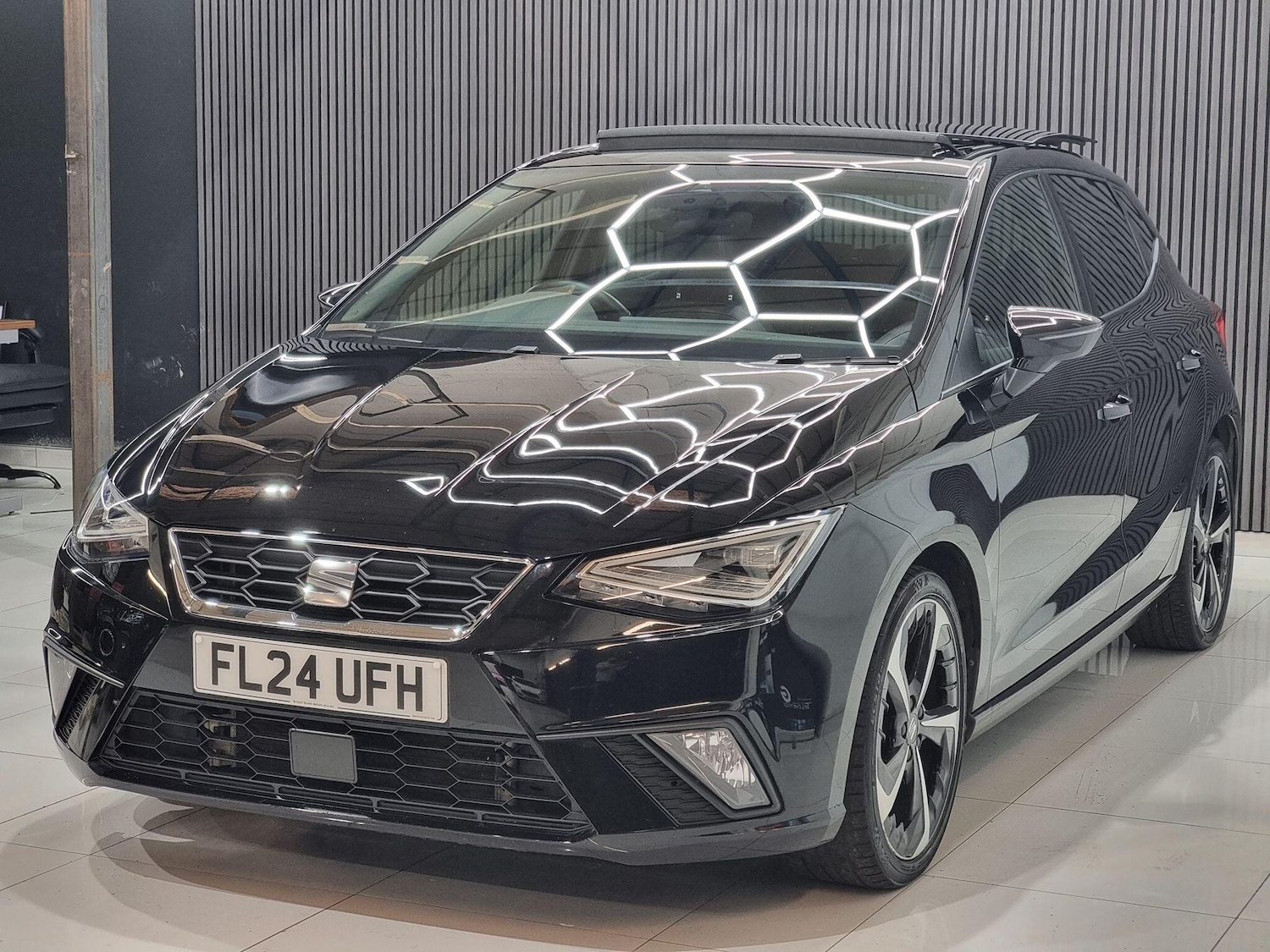 Used SEAT Ibiza 2024 for sale - 77400580: Photo 3