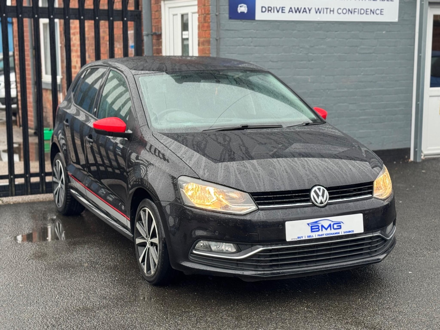 Used Volkswagen Polo 2017 for sale - 77278844: Photo 1
