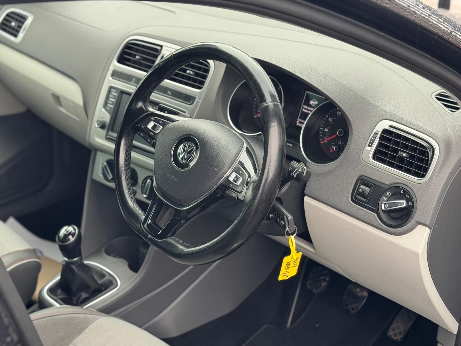 Used Volkswagen Polo 2017 for sale - 77278844: Photo 7