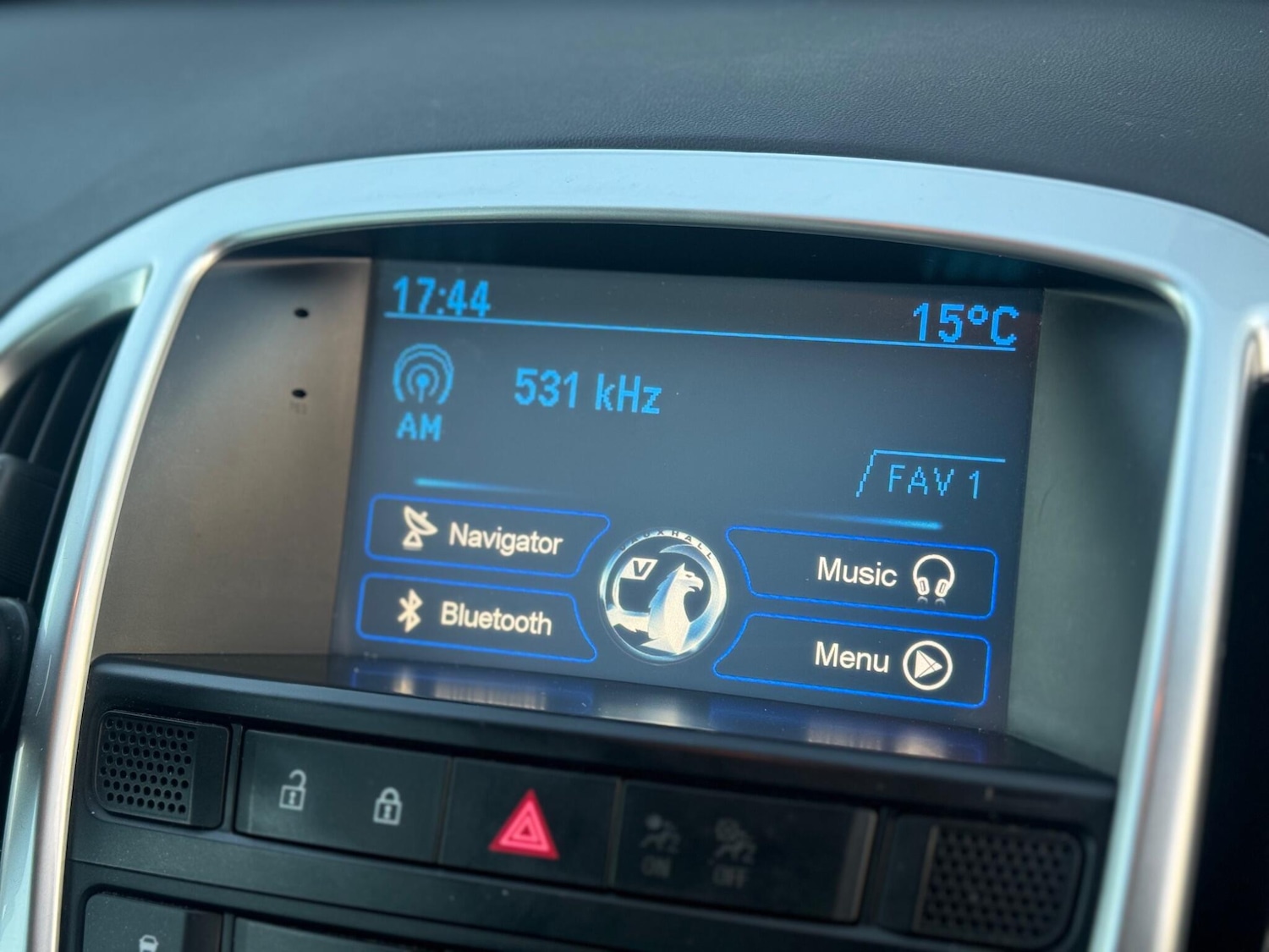 Used Vauxhall Astra 2012 for sale - 77925730: Photo 13