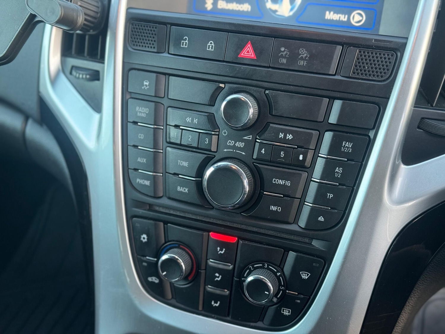 Used Vauxhall Astra 2012 for sale - 77925730: Photo 14