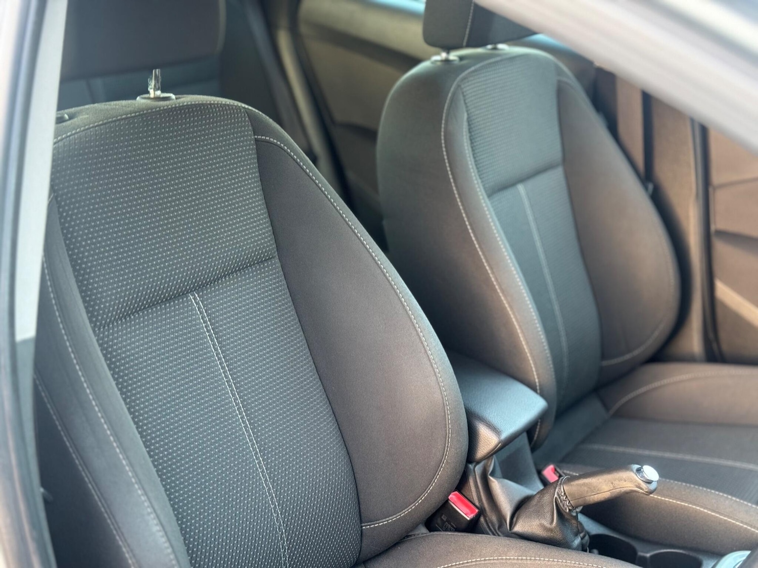 Used Vauxhall Astra 2012 for sale - 77925730: Photo 16