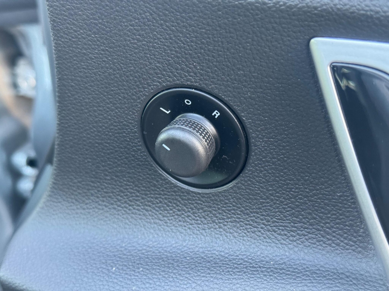 Used Vauxhall Astra 2012 for sale - 77925730: Photo 8