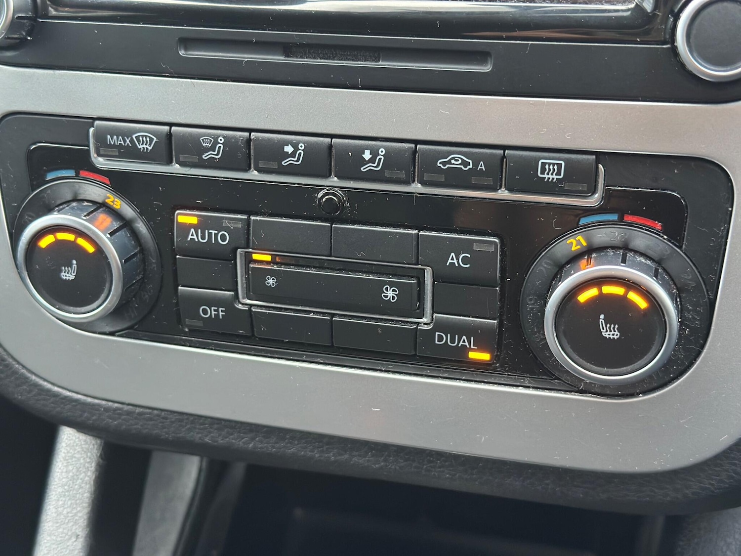 Used Volkswagen Scirocco 2010 for sale - 78100717: Photo 12