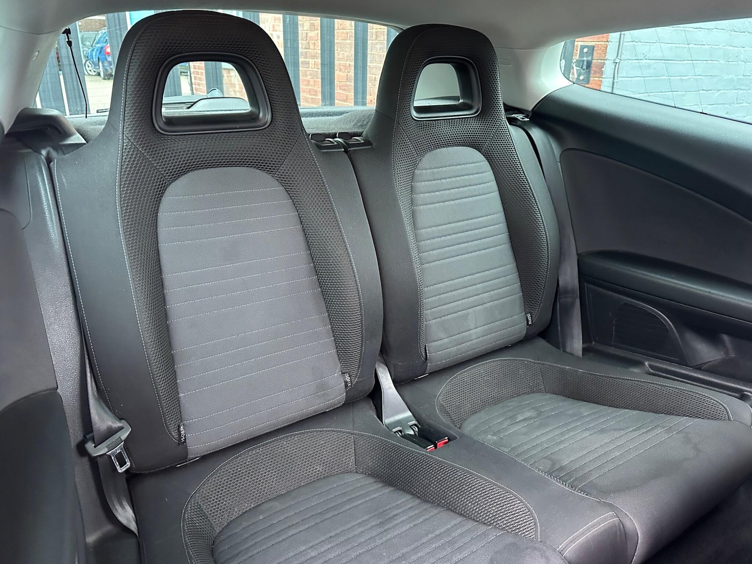 Used Volkswagen Scirocco 2010 for sale - 78100717: Photo 20