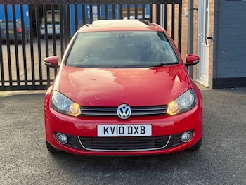Used Volkswagen Golf 2010 for sale - 77255397: Photo