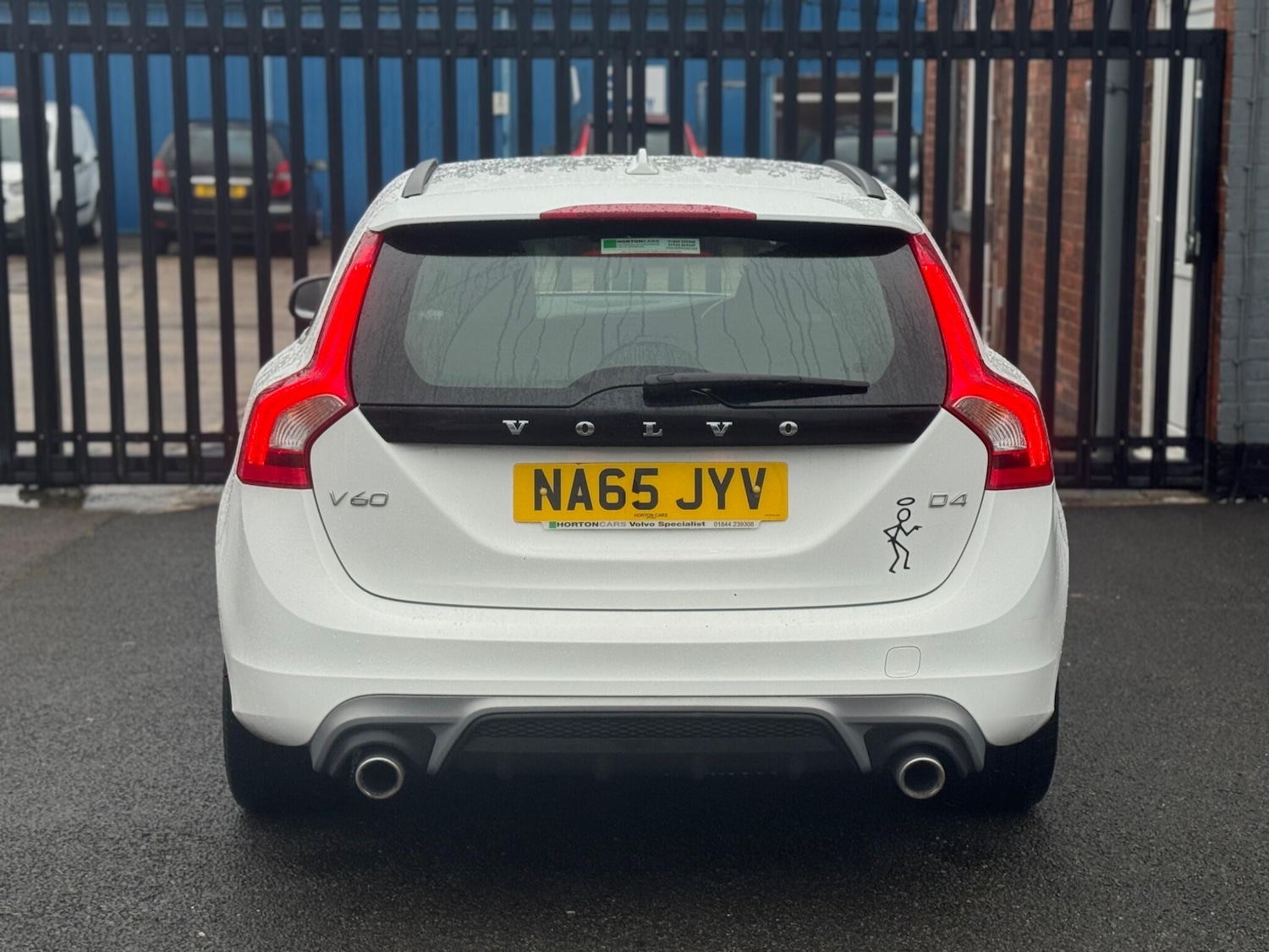 Used Volvo V60 2015 for sale - 77255384: Photo 5