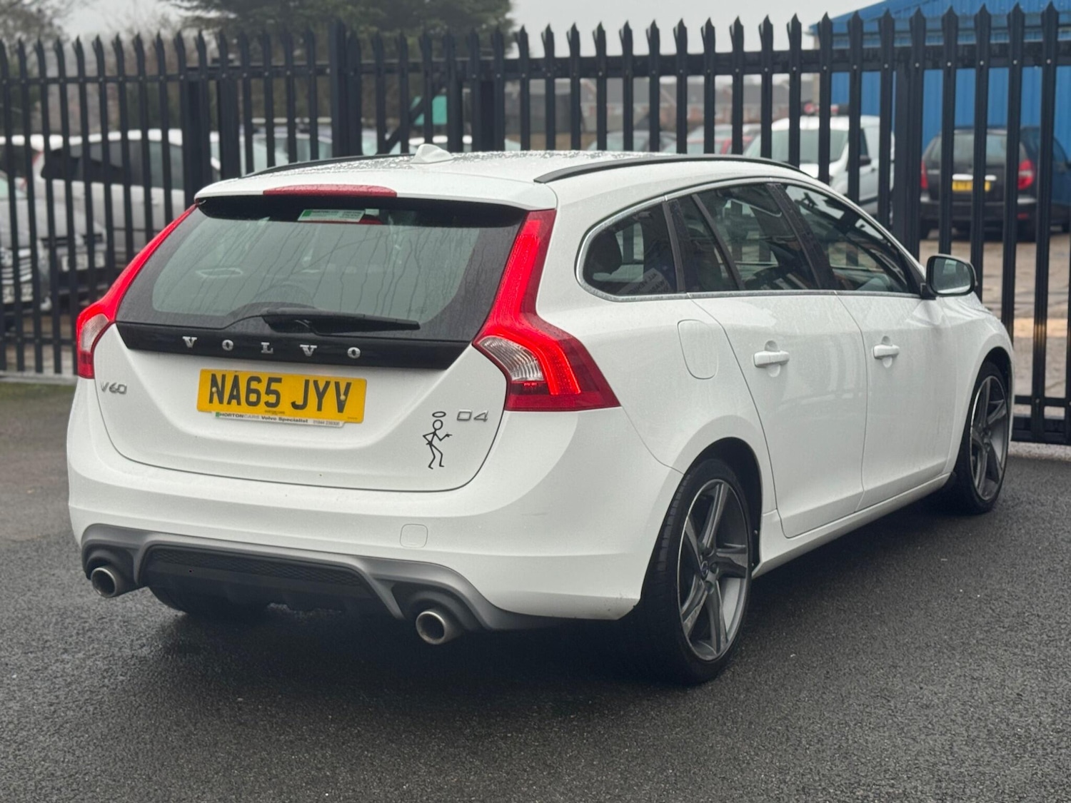 Used Volvo V60 2015 for sale - 77255384: Photo 6