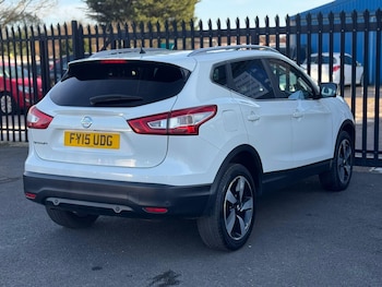 Used Nissan Qashqai 2015 for sale - 77255421: Photo