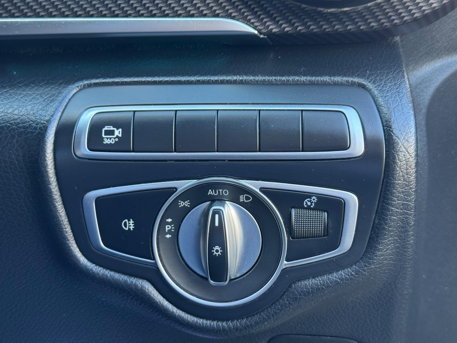 Used Mercedes-Benz V-Class 2020 for sale - 77559426: Photo 20