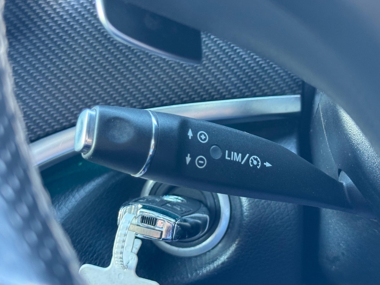 Used Mercedes-Benz V-Class 2020 for sale - 77559426: Photo 26