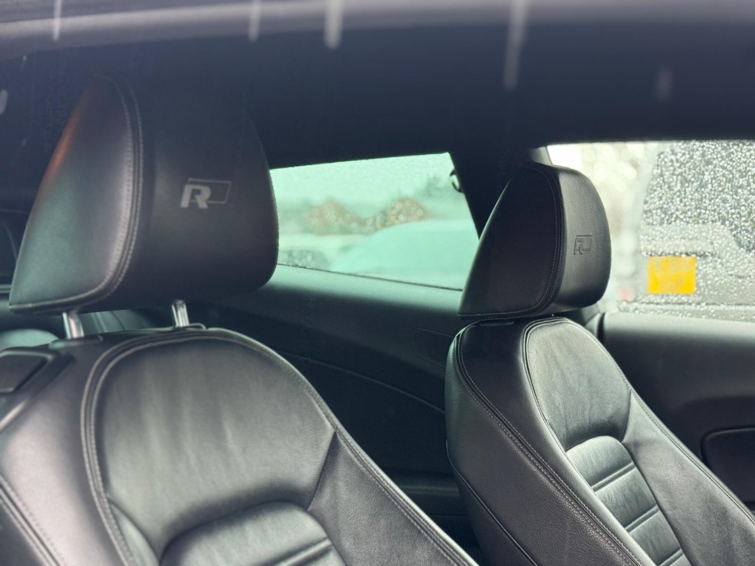 Used Volkswagen Scirocco 2017 for sale - 77255376: Photo 10