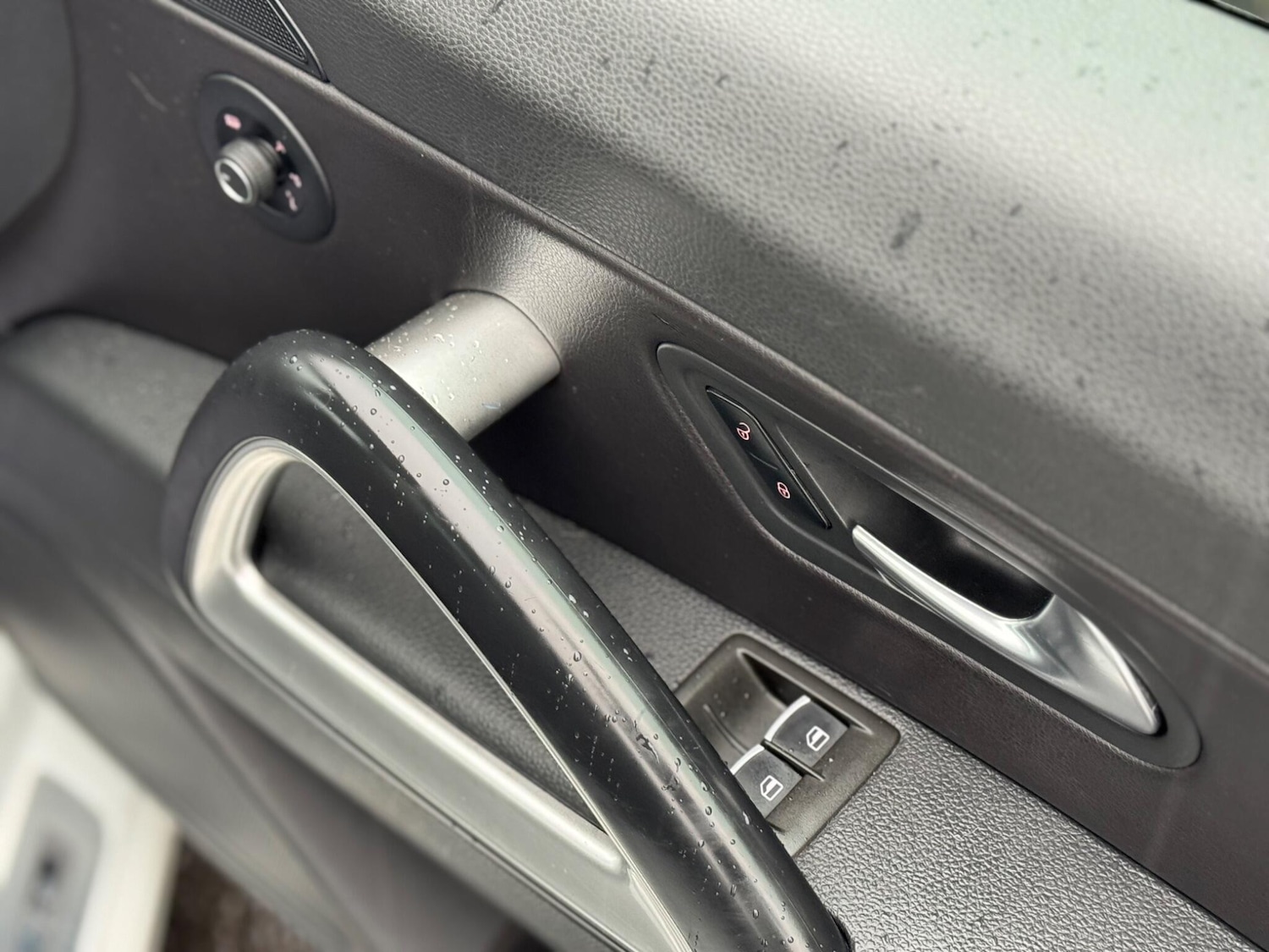 Used Volkswagen Scirocco 2017 for sale - 77255376: Photo 8