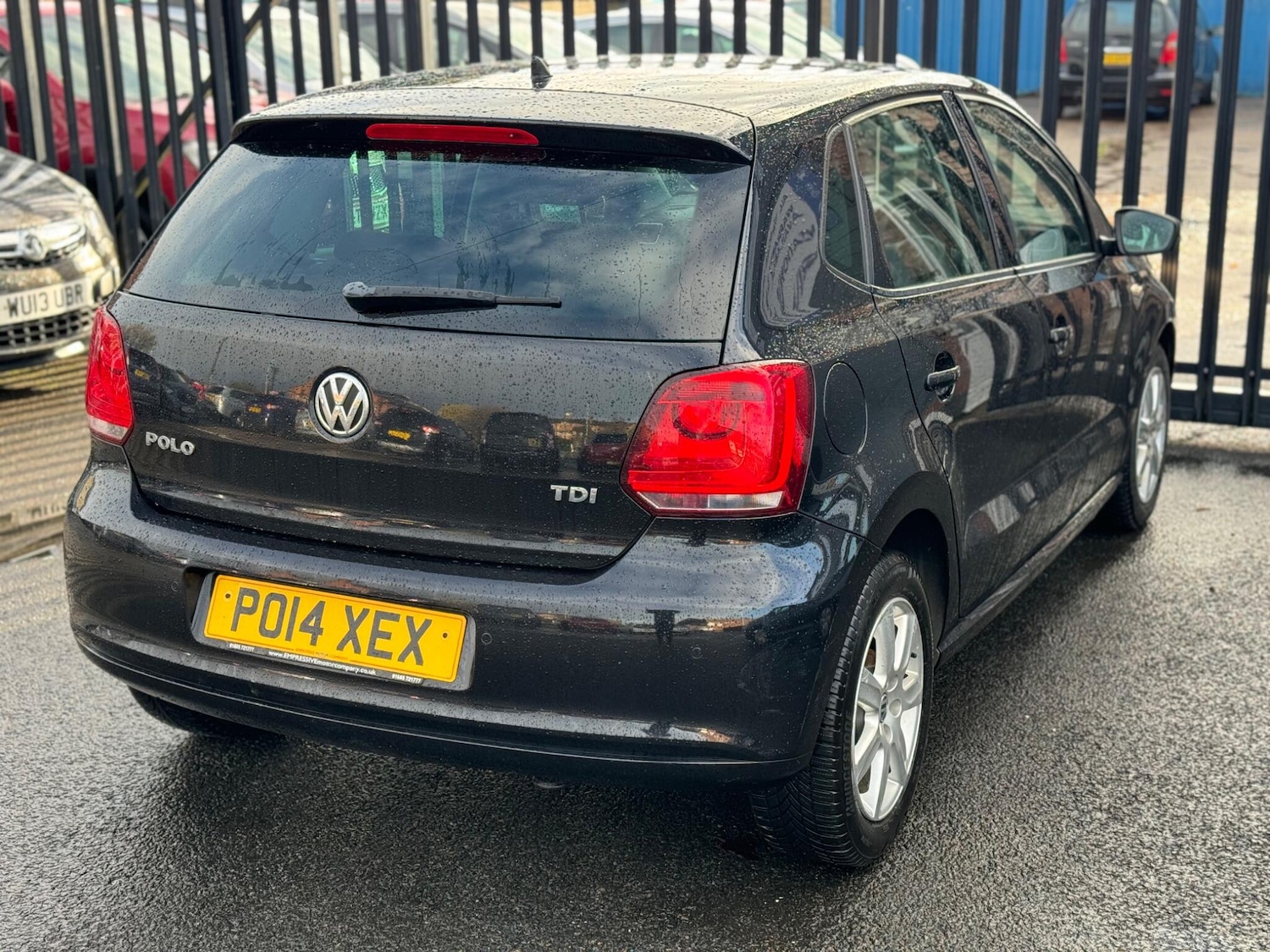 Used Volkswagen Polo 2014 for sale - 76765813: Photo 4