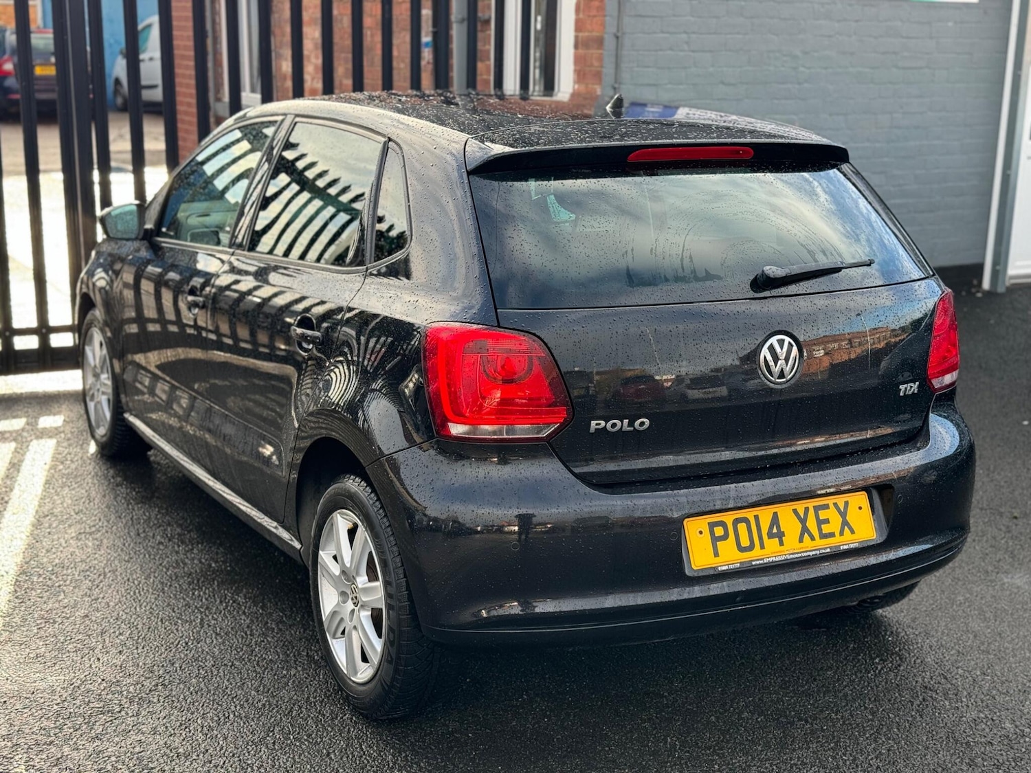 Used Volkswagen Polo 2014 for sale - 76765813: Photo 6