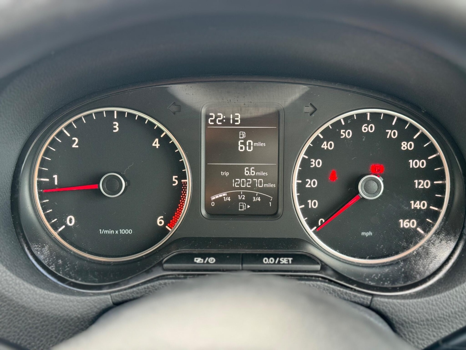 Used Volkswagen Polo 2014 for sale - 76765813: Photo 9