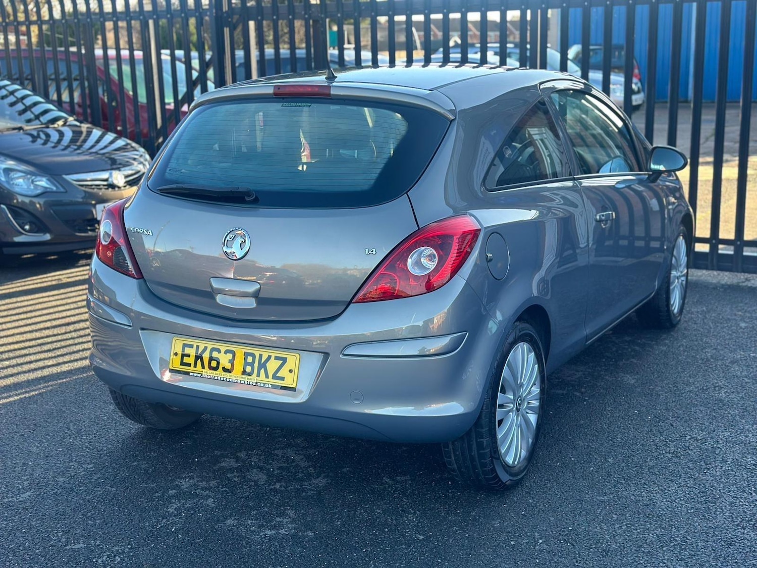 Used Vauxhall Corsa 2013 for sale - 77255412: Photo 4