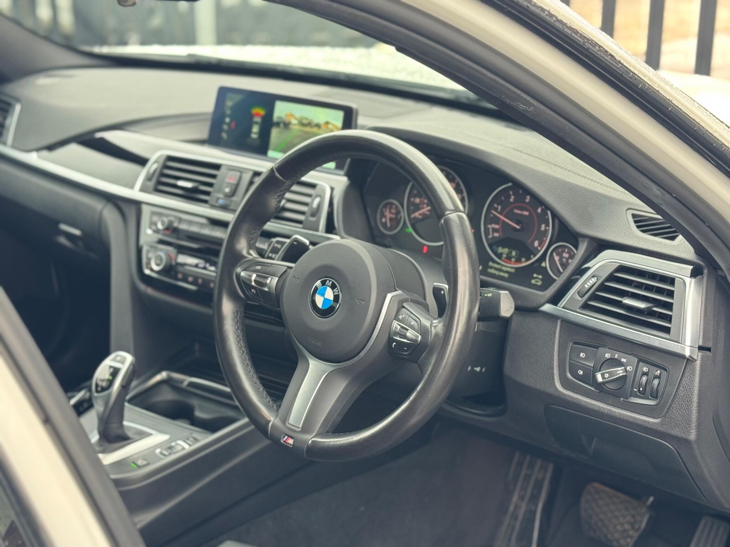 Used BMW 3 Series for sale - 77344048: Photo 12