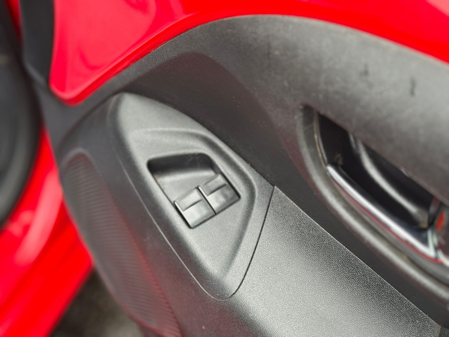 Used Toyota AYGO 2016 for sale - 76562043: Photo 11