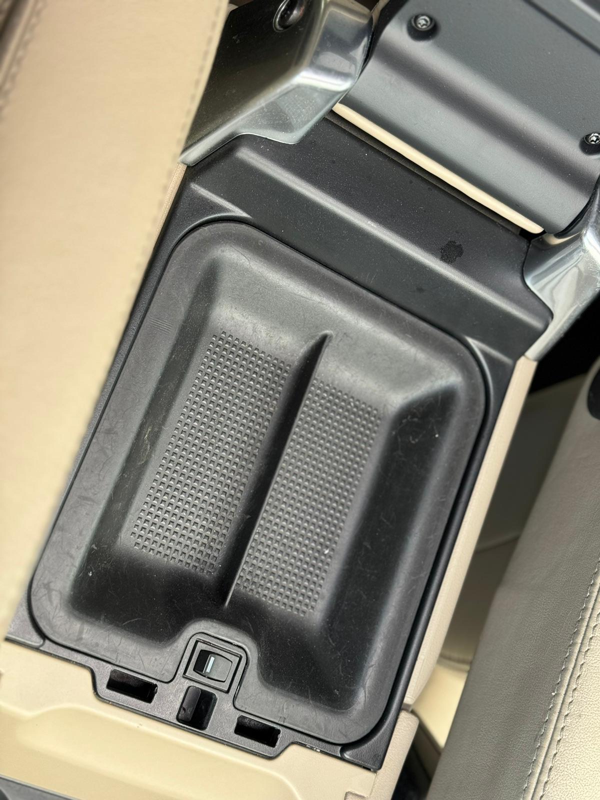 Used Land Rover Discovery 2014 for sale - 77255402: Photo 46