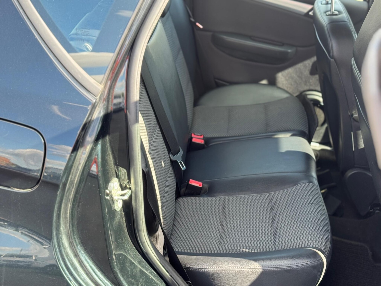 Used Mercedes-Benz A-Class 2012 for sale - 76550454: Photo 10