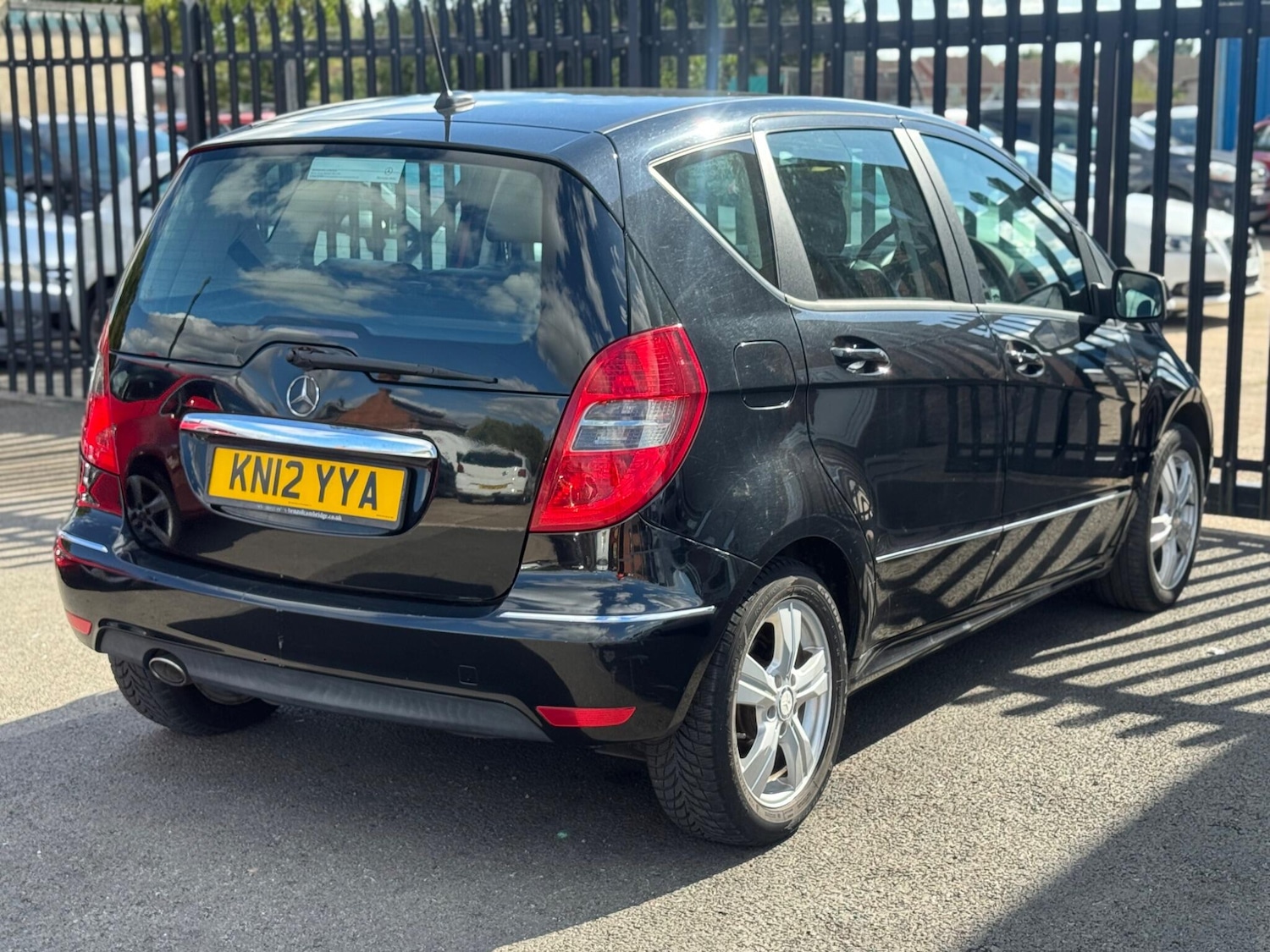 Used Mercedes-Benz A-Class 2012 for sale - 76550454: Photo 6