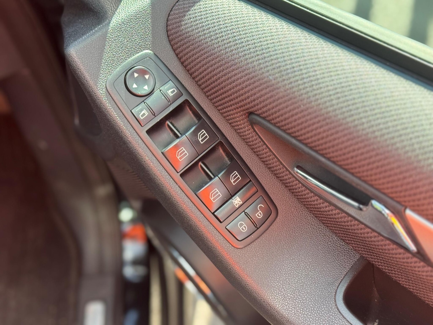 Used Mercedes-Benz A-Class 2012 for sale - 76550454: Photo 8