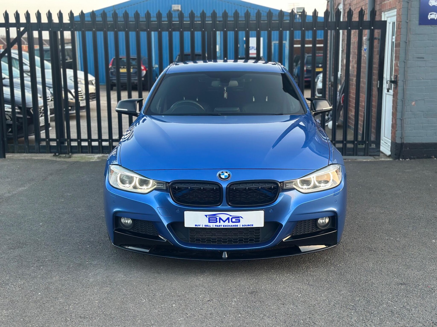 Used BMW 3 Series 2013 for sale - 78220371: Photo 2