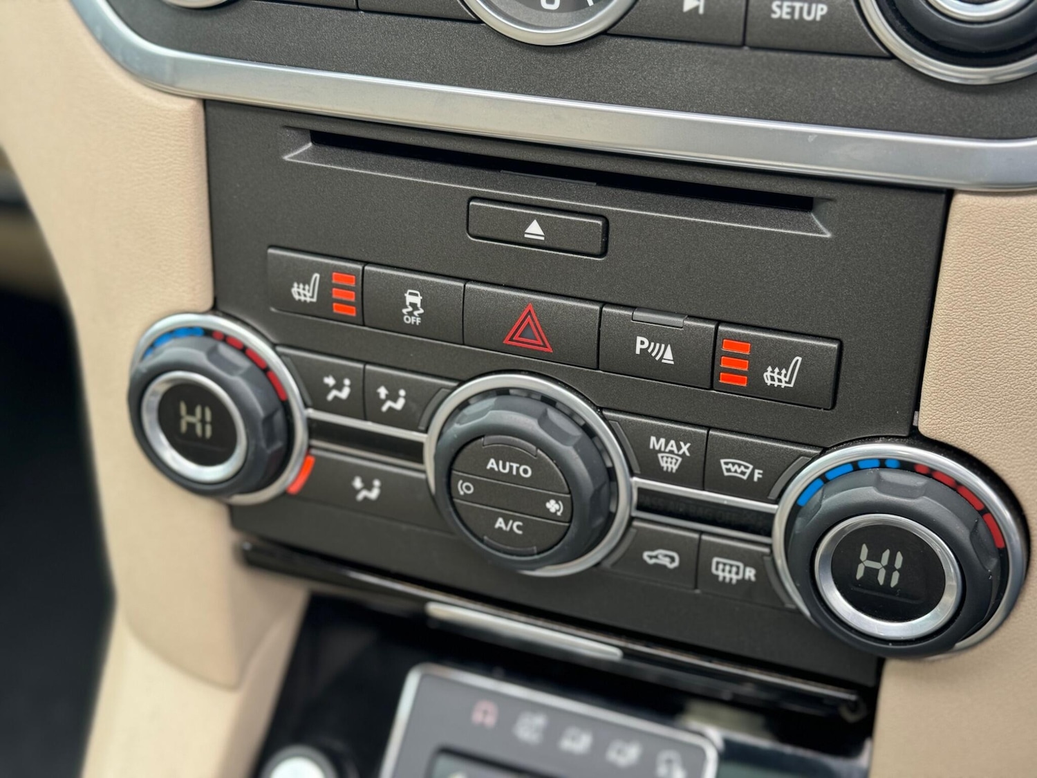 Used Land Rover Discovery 4 2012 for sale - 77456523: Photo 24