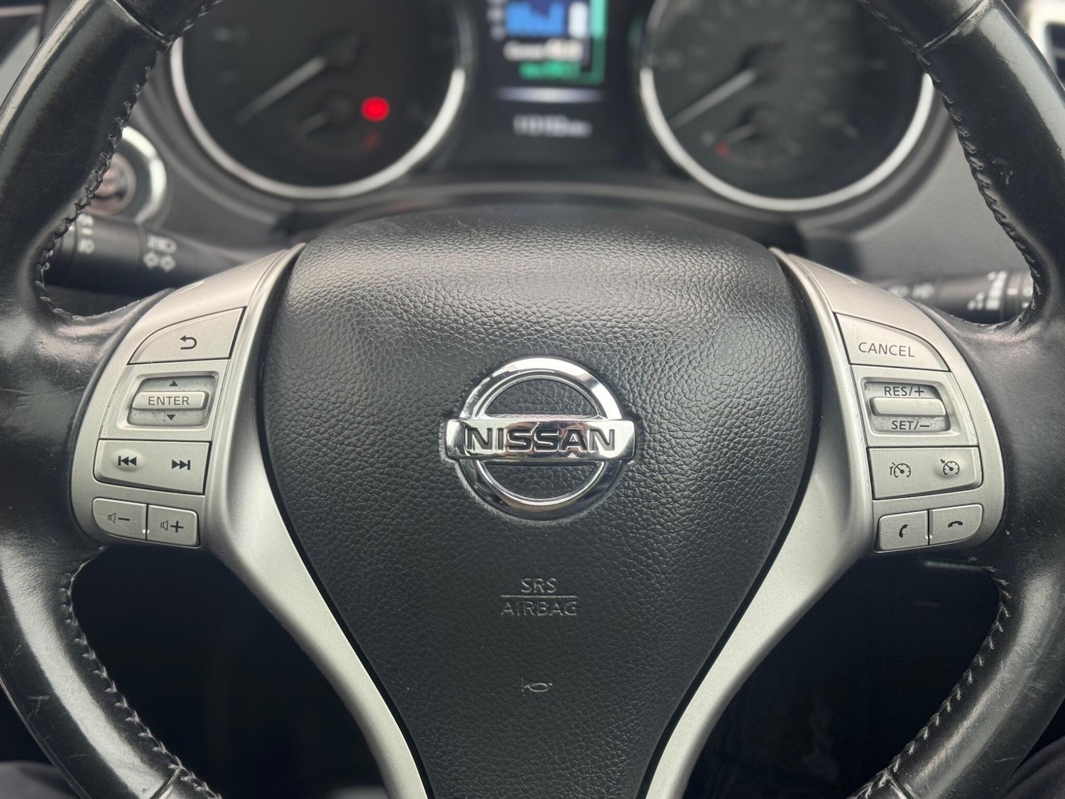 Used Nissan Qashqai 2014 for sale - 76855824: Photo 14