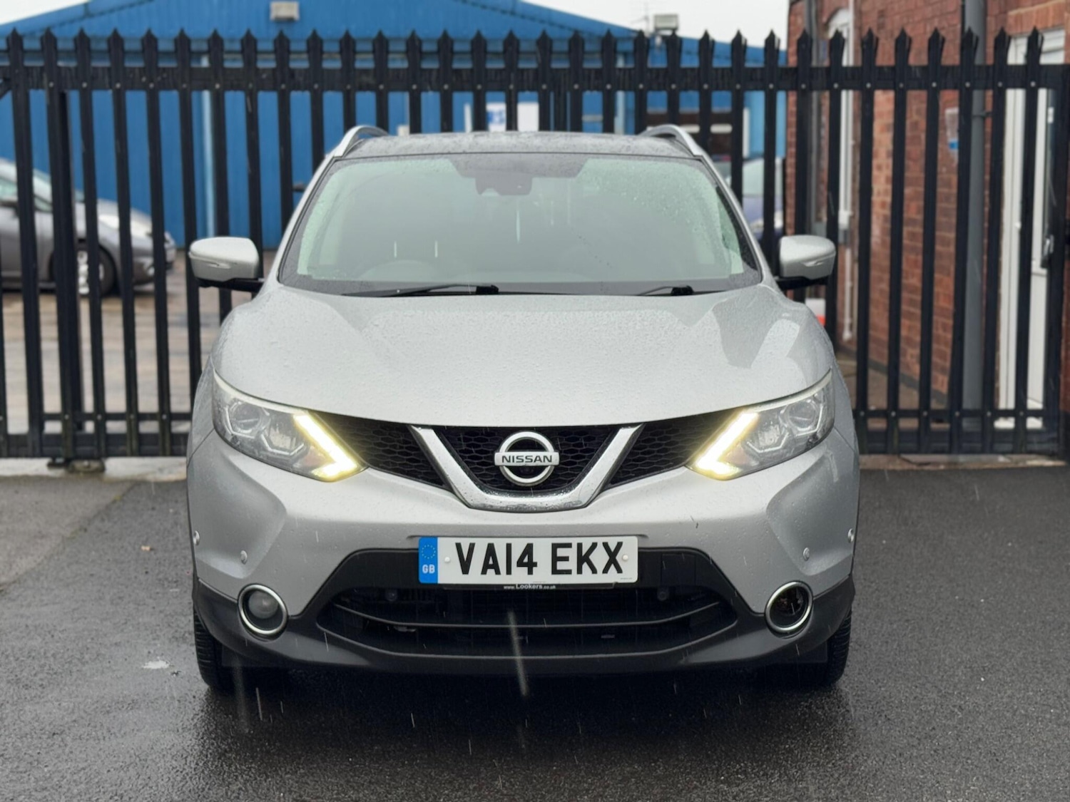 Used Nissan Qashqai 2014 for sale - 76855824: Photo 2