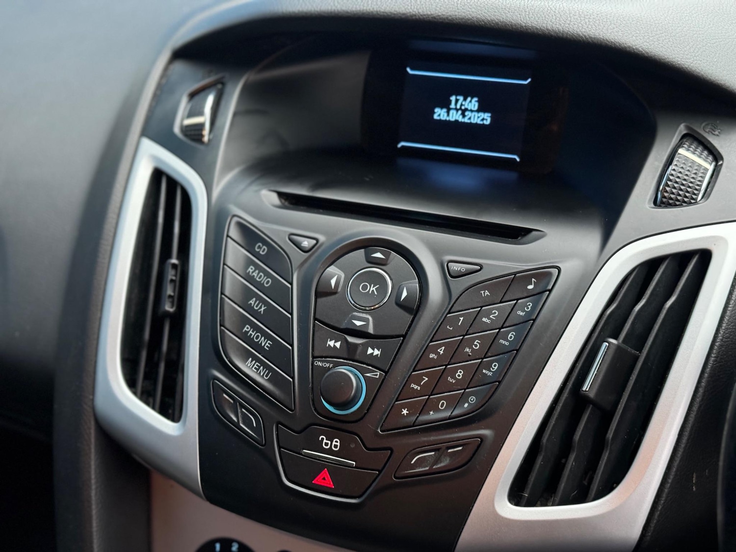 Used Ford Focus 2013 for sale - 76743518: Photo 13