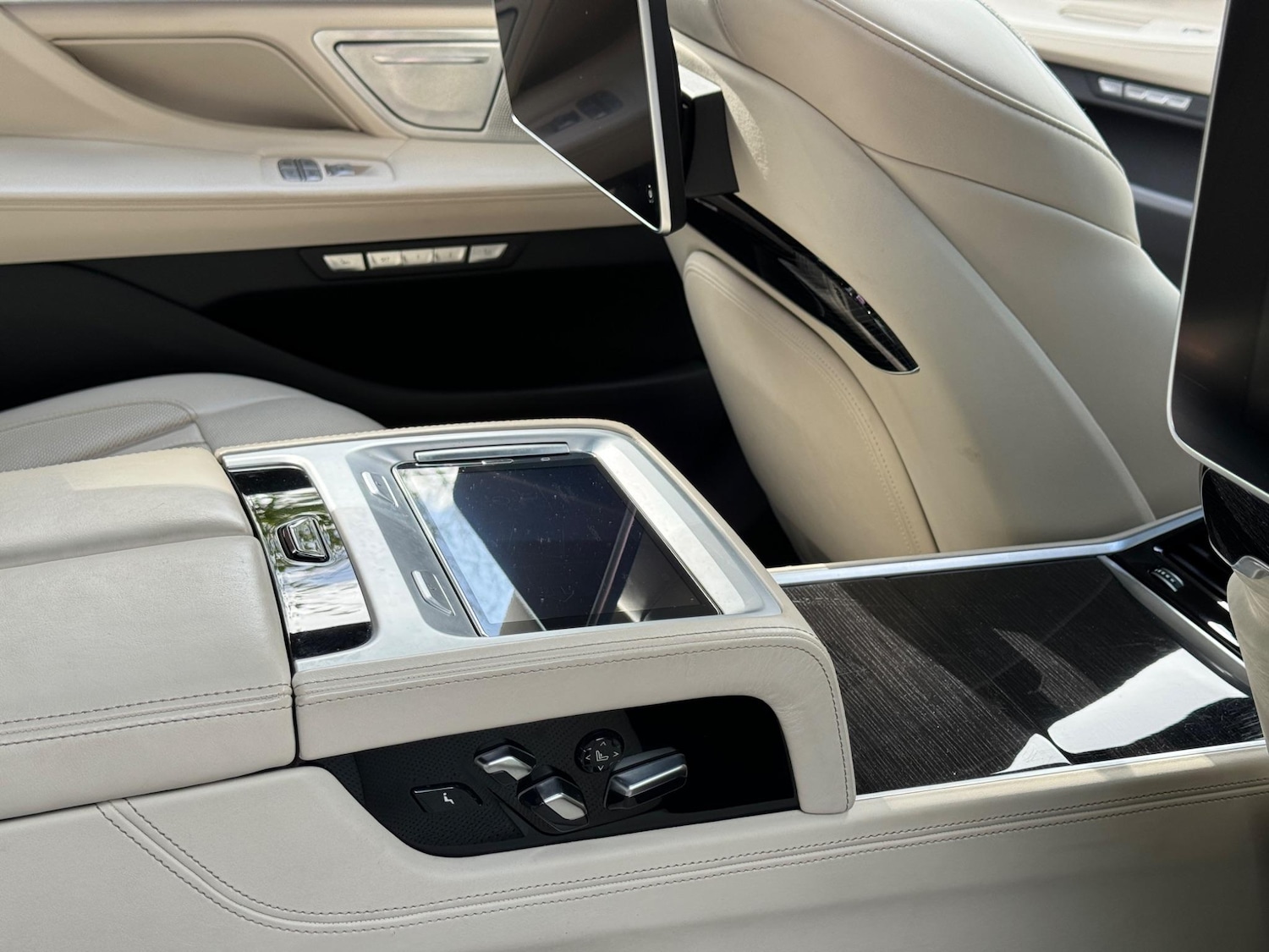 Used BMW 7 Series 2017 for sale - 76573123: Photo 80