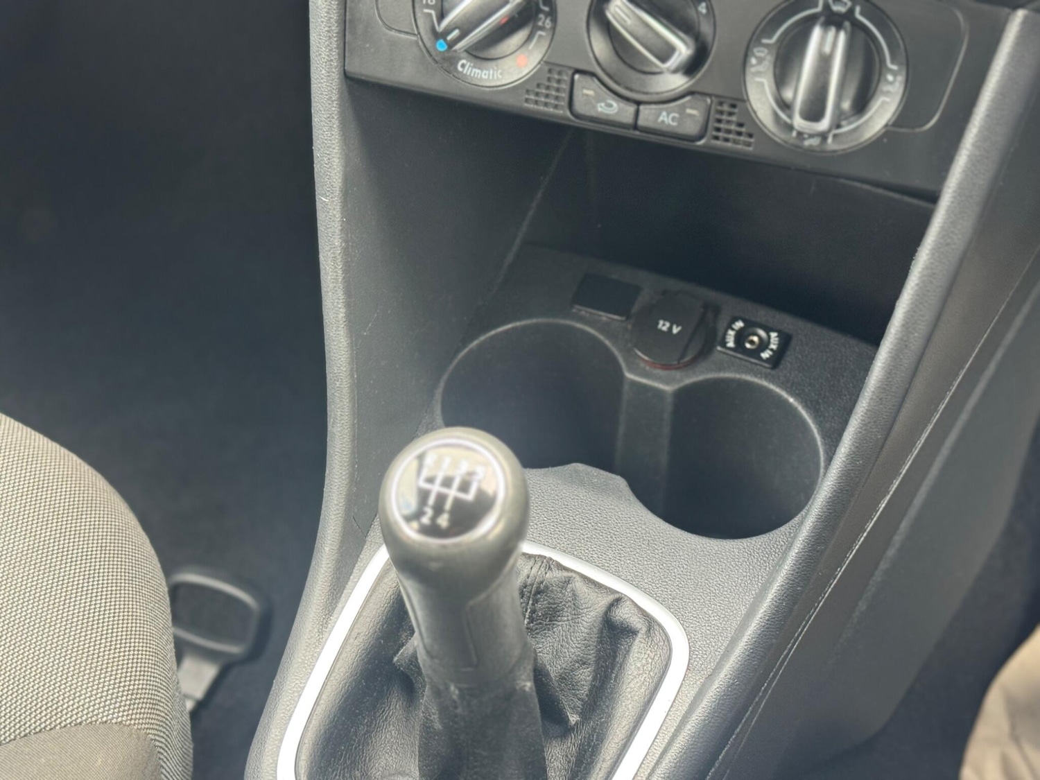 Used Volkswagen Polo 2010 for sale - 76549843: Photo 18