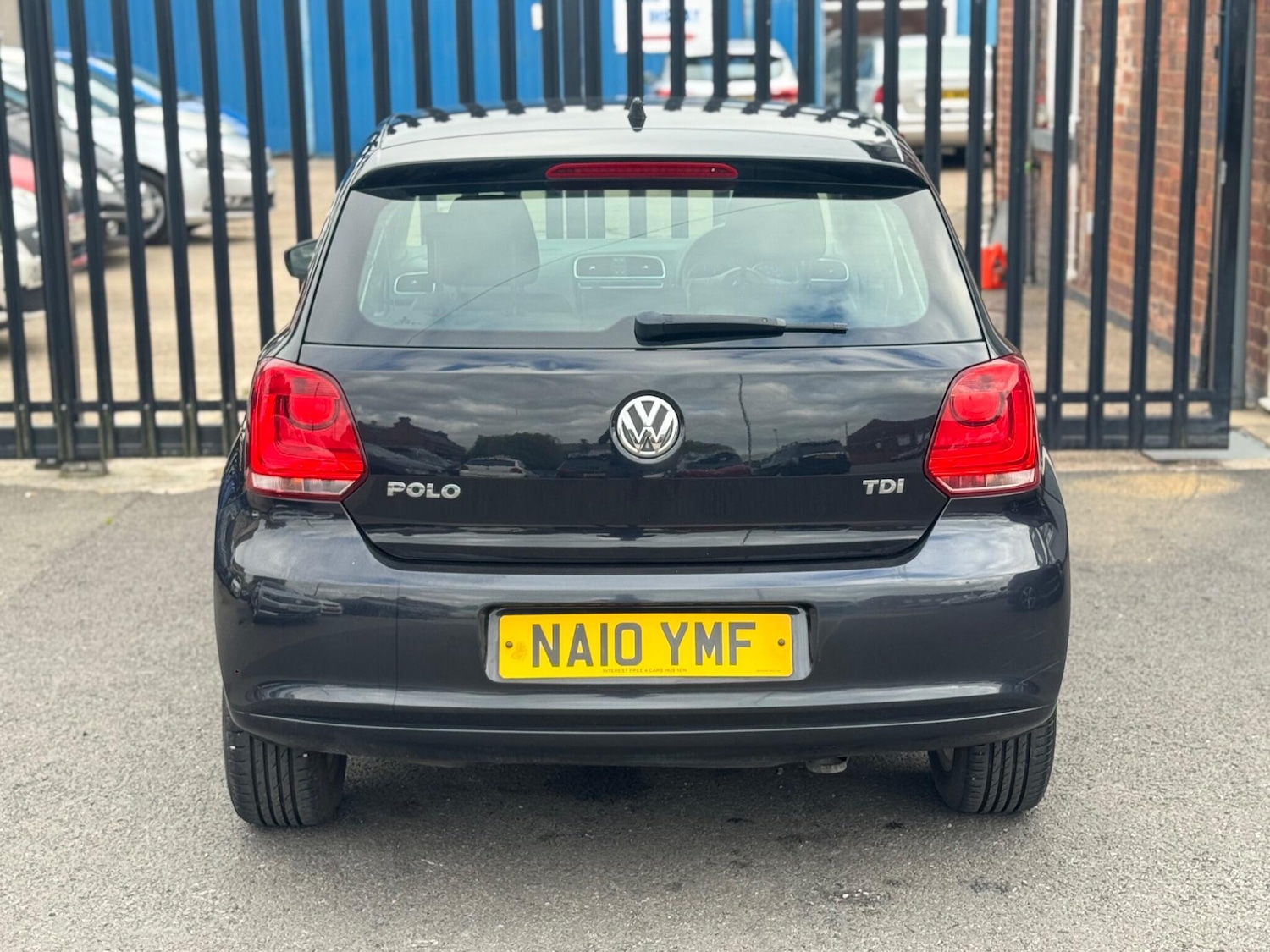 Used Volkswagen Polo 2010 for sale - 76549843: Photo 5