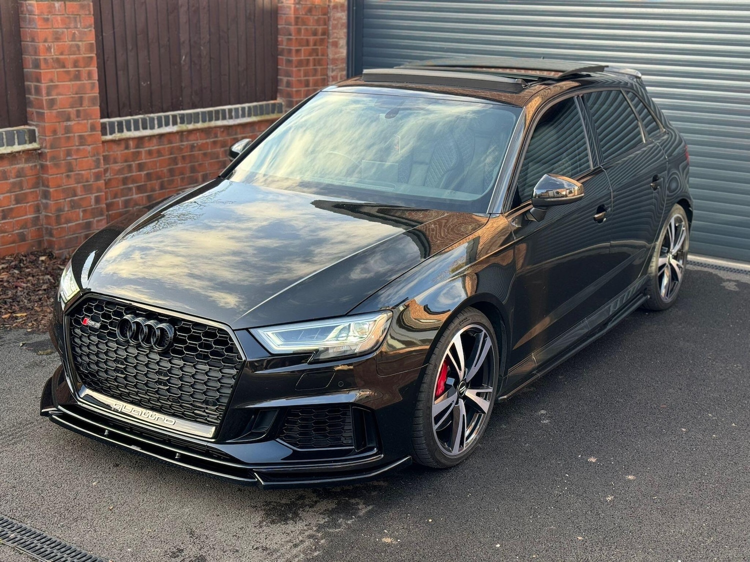 Used Audi RS3 2019 for sale - 76573530: Photo 3