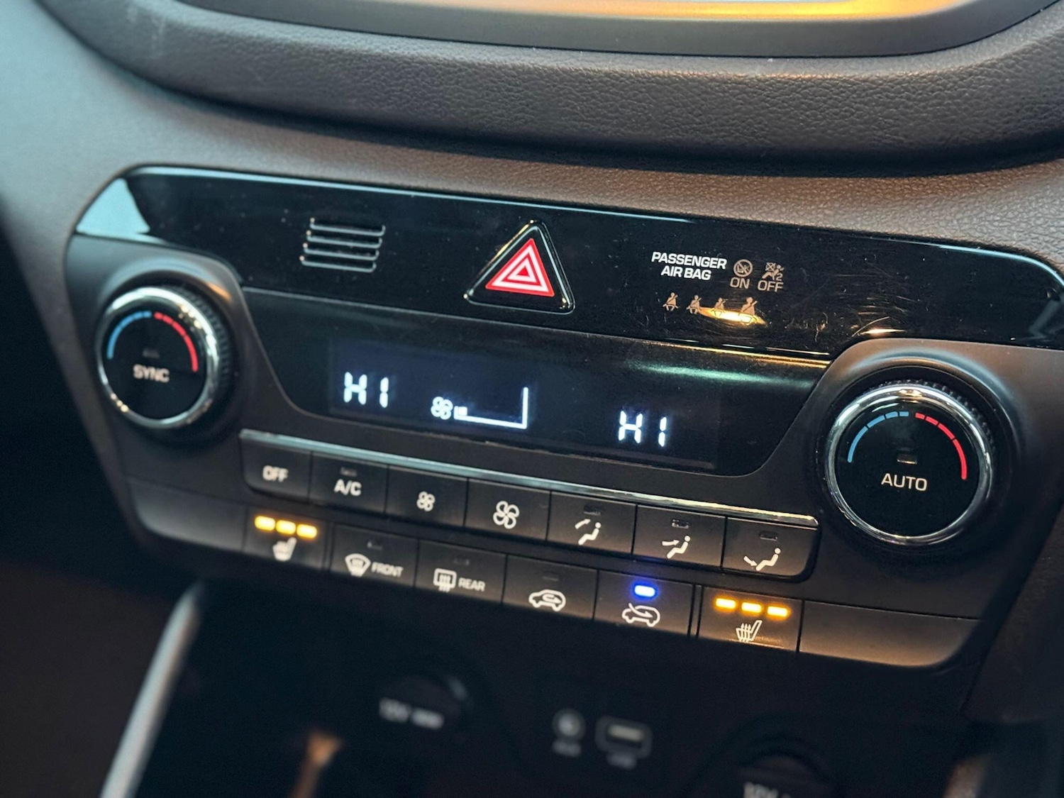 Used Hyundai TUCSON 2018 for sale - 76551056: Photo 16