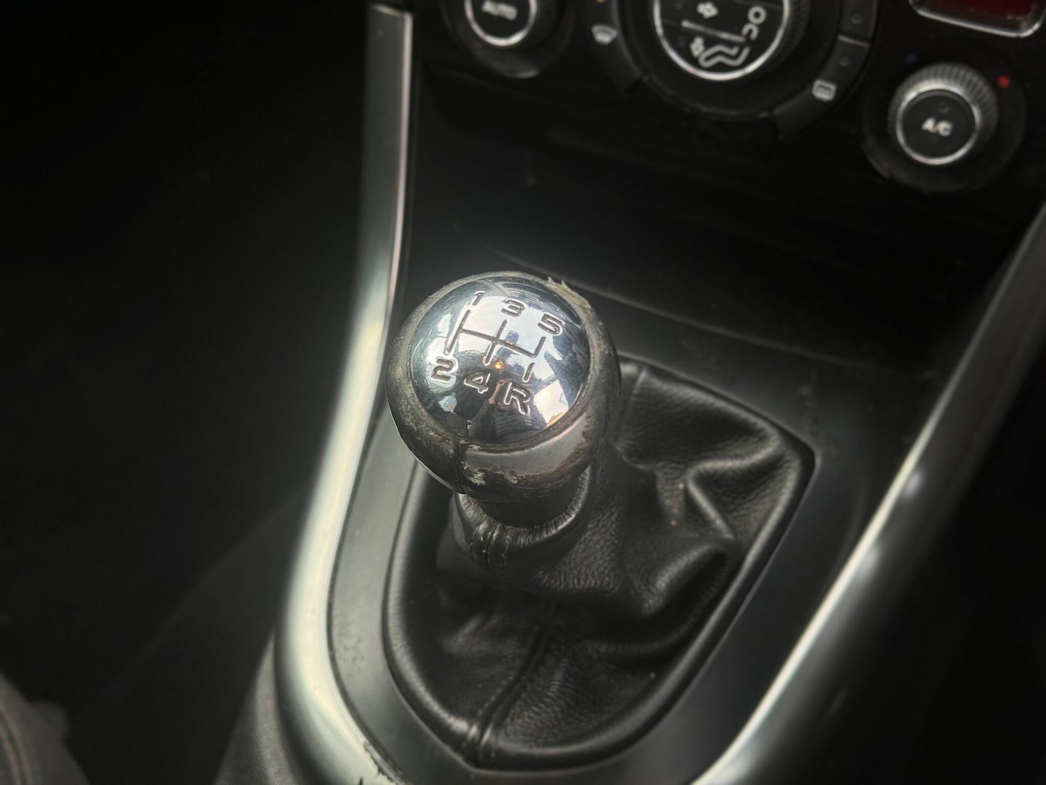 Used Peugeot 308 2013 for sale - 77549499: Photo 17