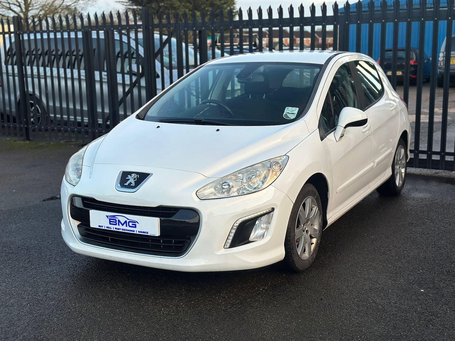 Used Peugeot 308 2013 for sale - 77549499: Photo 3