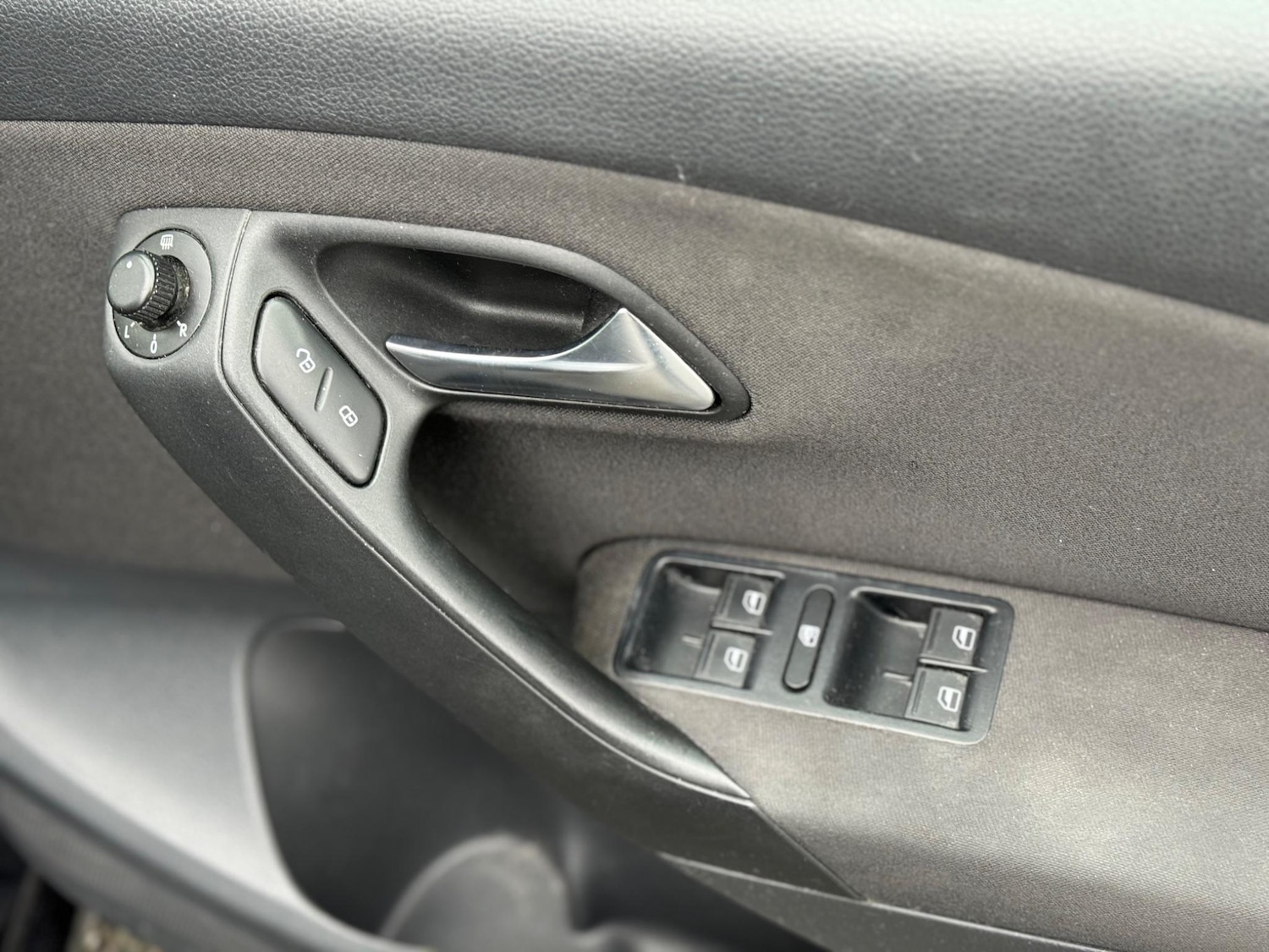 Used Volkswagen Polo 2013 for sale - 76572041: Photo 9