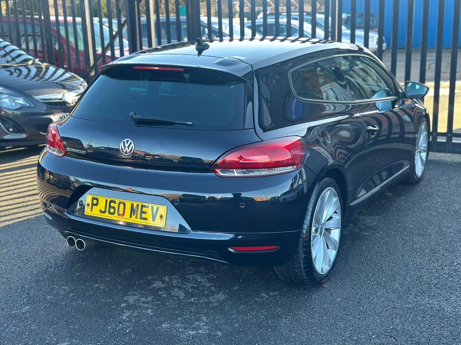 Used Volkswagen Scirocco 2011 for sale - 76765549: Photo 4