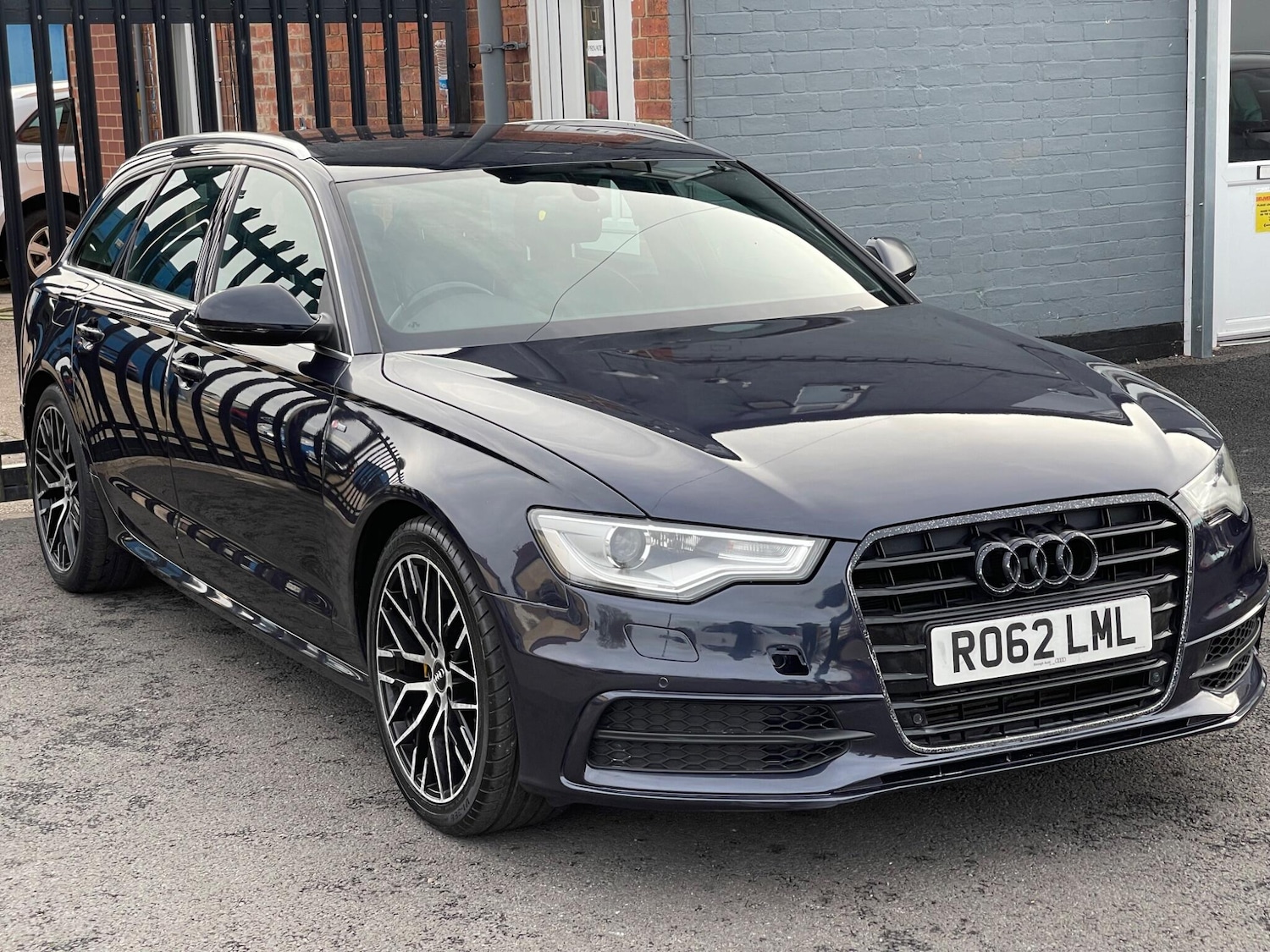 Used Audi A6 2012 for sale - 76549860: Photo 1