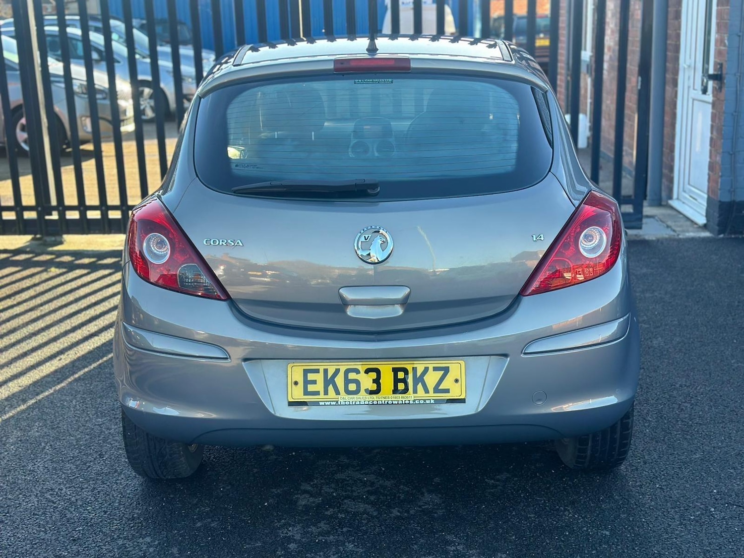 Used Vauxhall Corsa 2013 for sale - 76765219: Photo 5