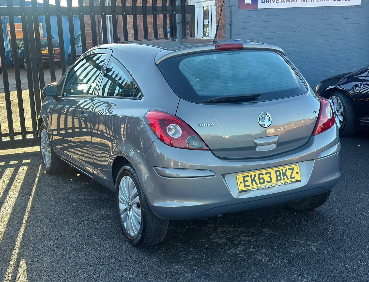 Used Vauxhall Corsa 2013 for sale - 76765219: Photo 6