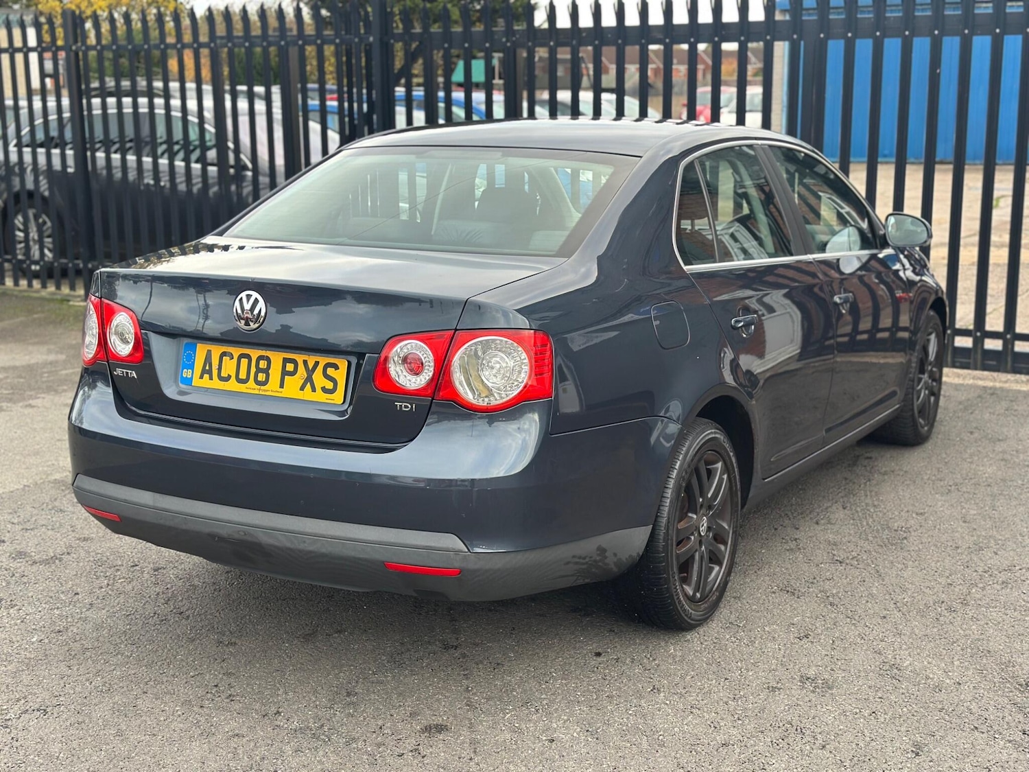 Used Volkswagen Jetta 2008 for sale - 76592621: Photo 4