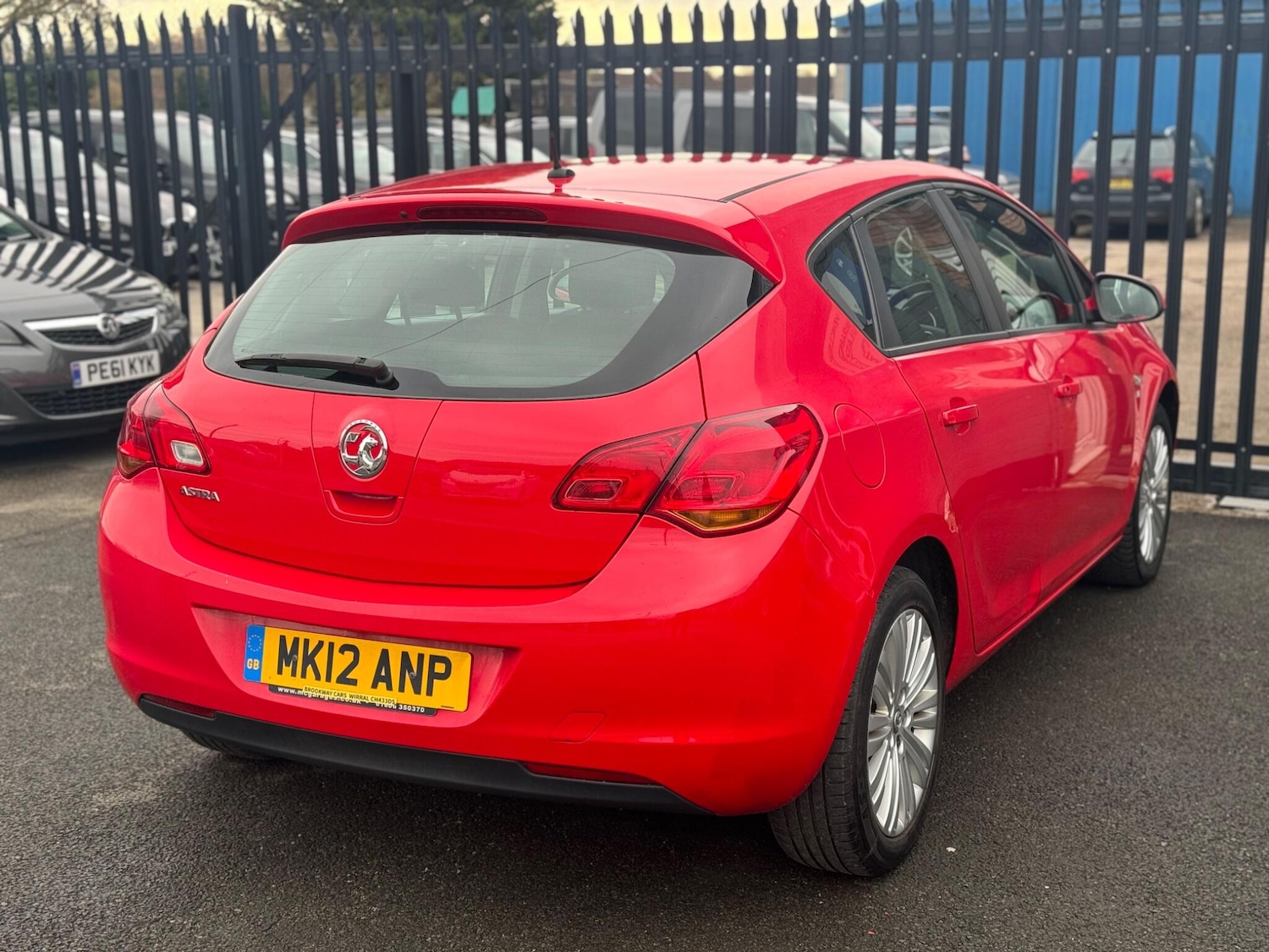 Used Vauxhall Astra 2012 for sale - 77549724: Photo 4