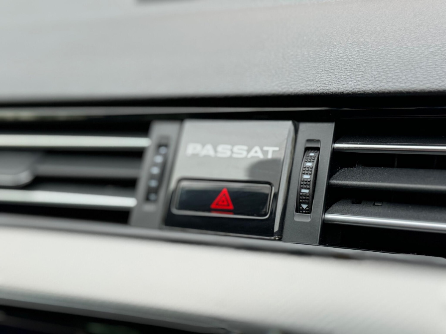 Used Volkswagen Passat 2020 for sale - 76572973: Photo 21