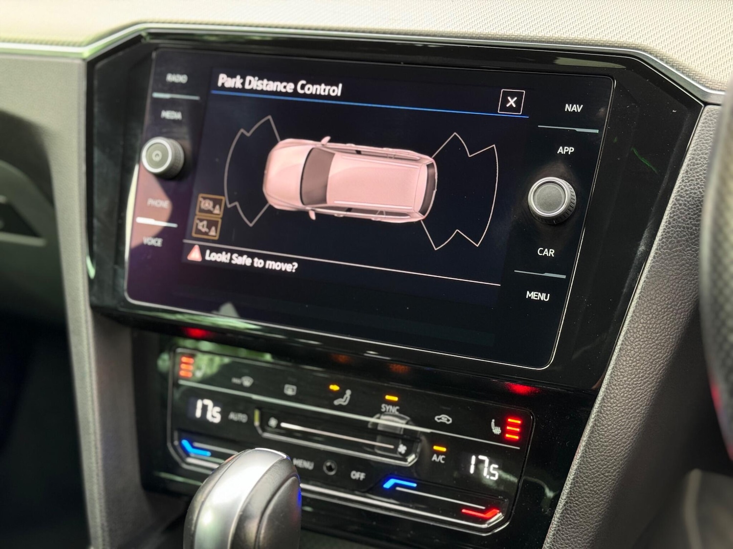 Used Volkswagen Passat 2020 for sale - 76572973: Photo 25