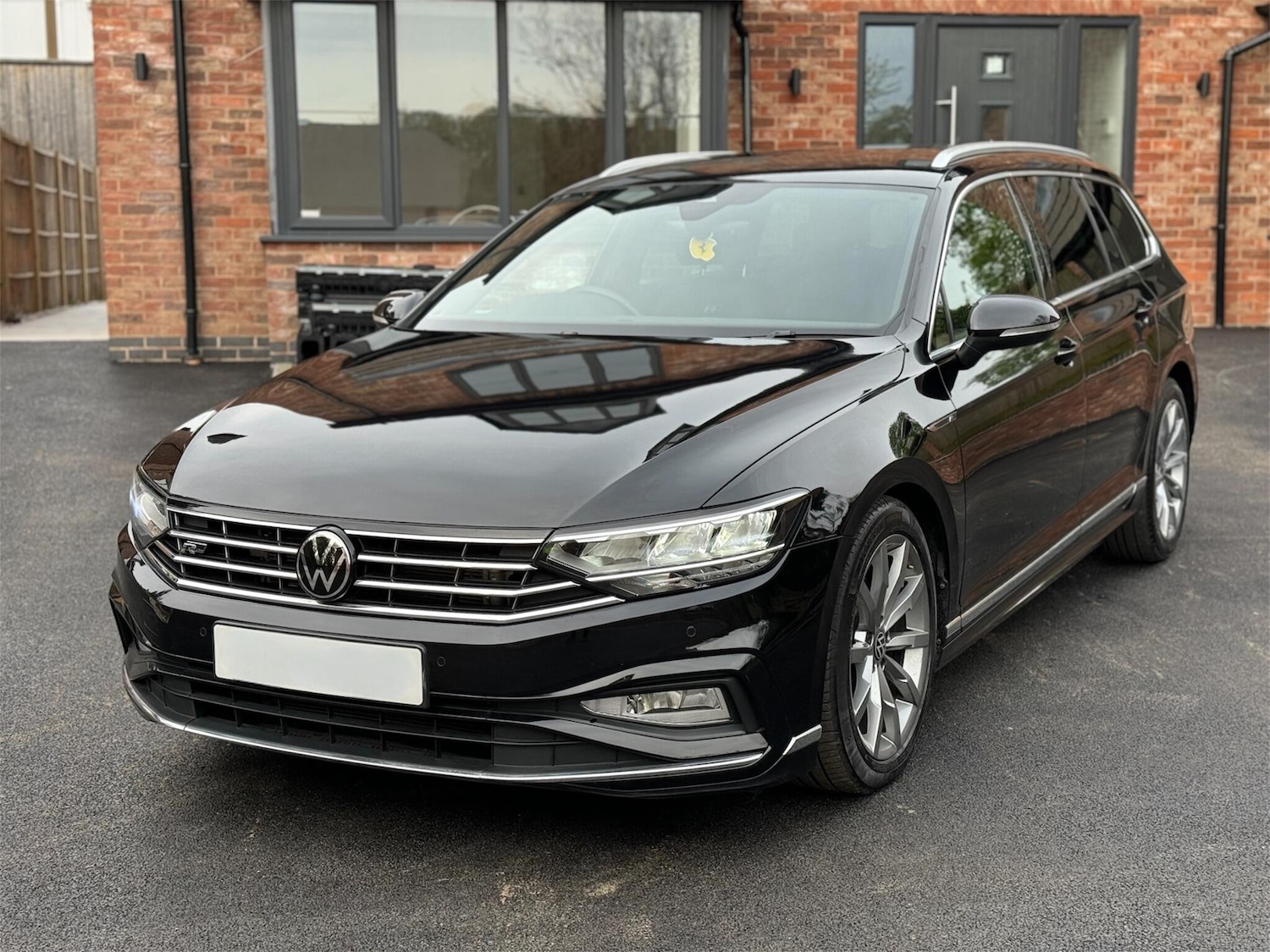 Used Volkswagen Passat 2020 for sale - 76572973: Photo 3